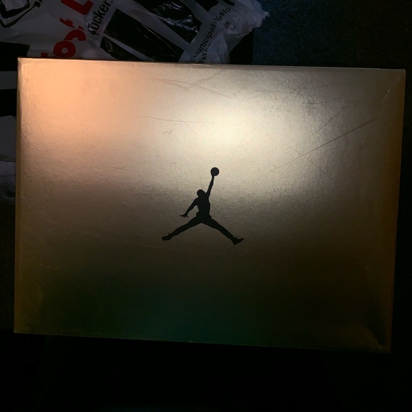 Jordan Shoes - Picture 5 of 5
